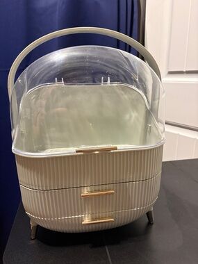 Makeup Organizer Storage Case in Cream with Clear Lid